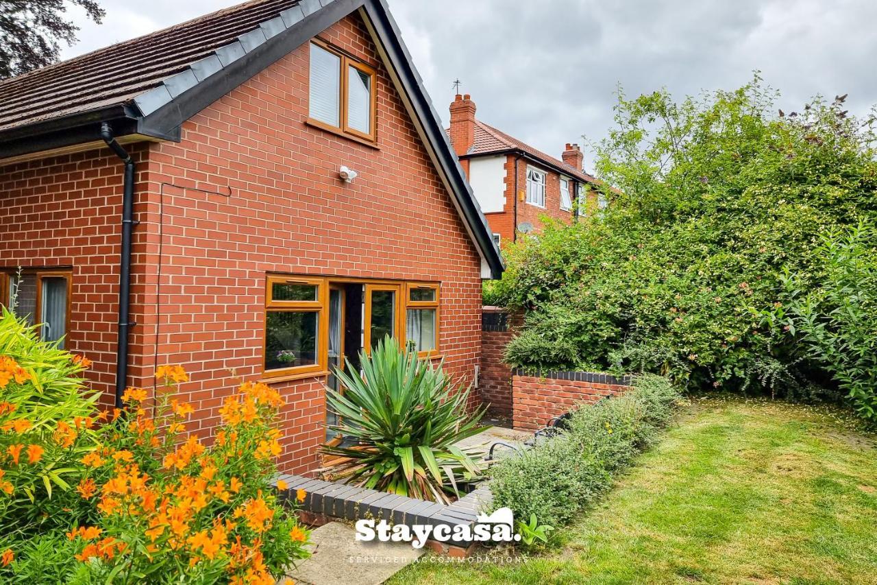 Tranquil Annex With Hidden In Beautiful Setting Ξενοδοχείο Bredbury Εξωτερικό φωτογραφία